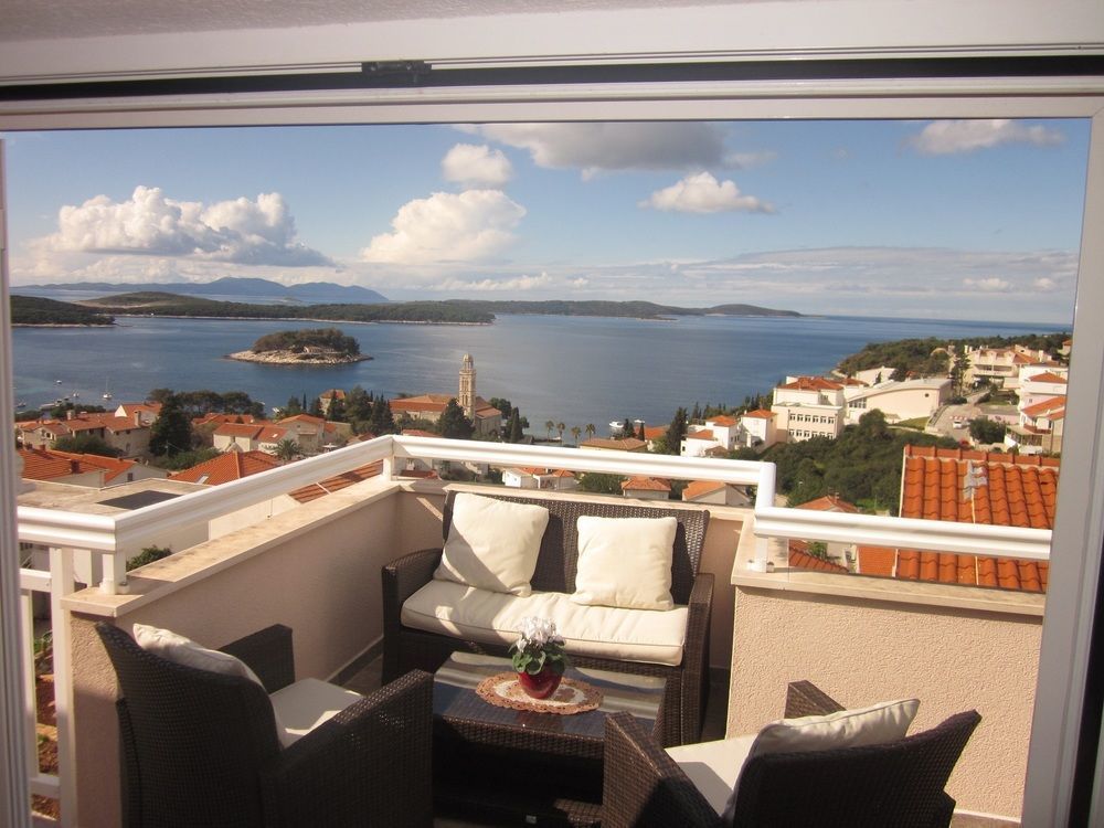 Apartments Kresic Hvar Town Eksteriør billede