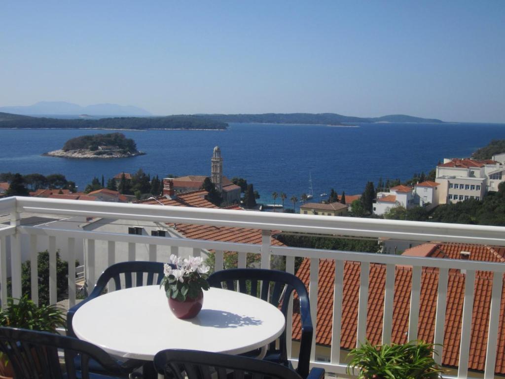 Apartments Kresic Hvar Town Værelse billede