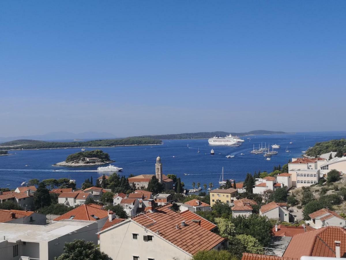 Apartments Kresic Hvar Town Eksteriør billede